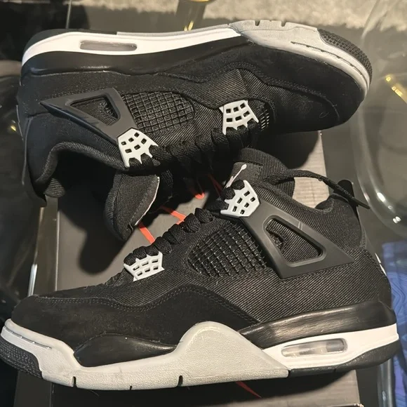 Nike Air Jordan Retro 4 SE Black/Lt Steel Grey-White Canvas